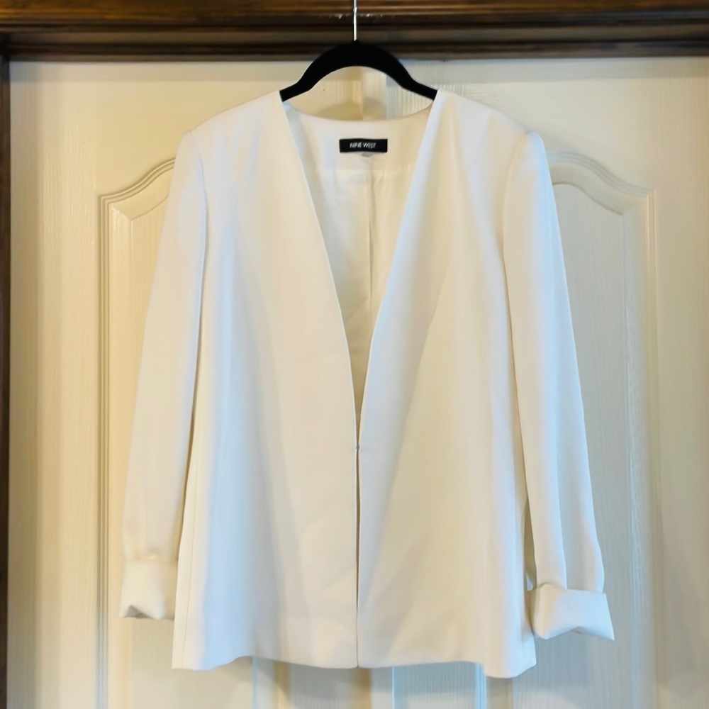 Nine West Collarless Light Blazer